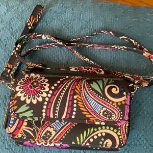 NWOT Vera Bradley Floral Patterned Crossbody/ Wristlet Bag
